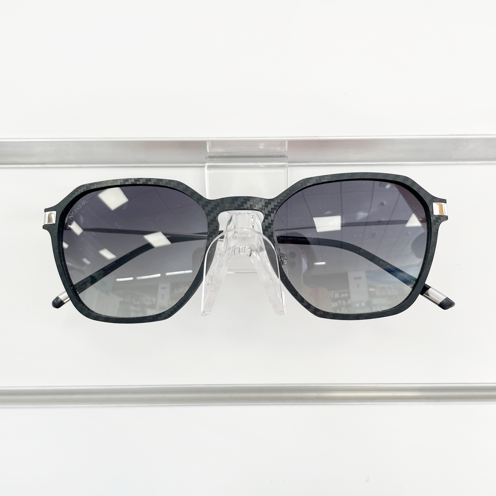 Soporte gafas panel ranurado ‣ Simbei